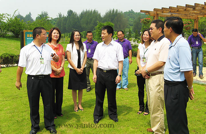 2009年7月14日与李波副司长等领导现场交流